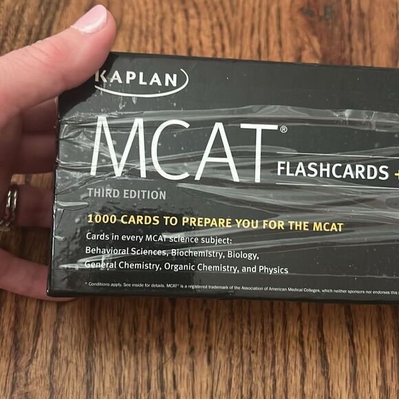 Kaplan MCAT Third Edition Flashcards Pack in Box - Picture 2 of 7